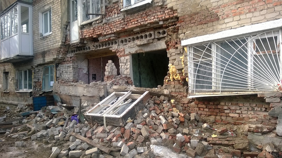 На ул. Ударной, 35 – новое обрушение