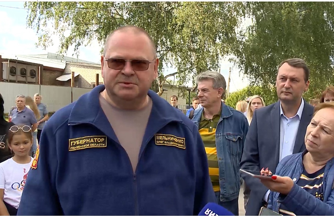 Губернатор Олег Мельниченко с рабочим визитом посетил Золотаревку