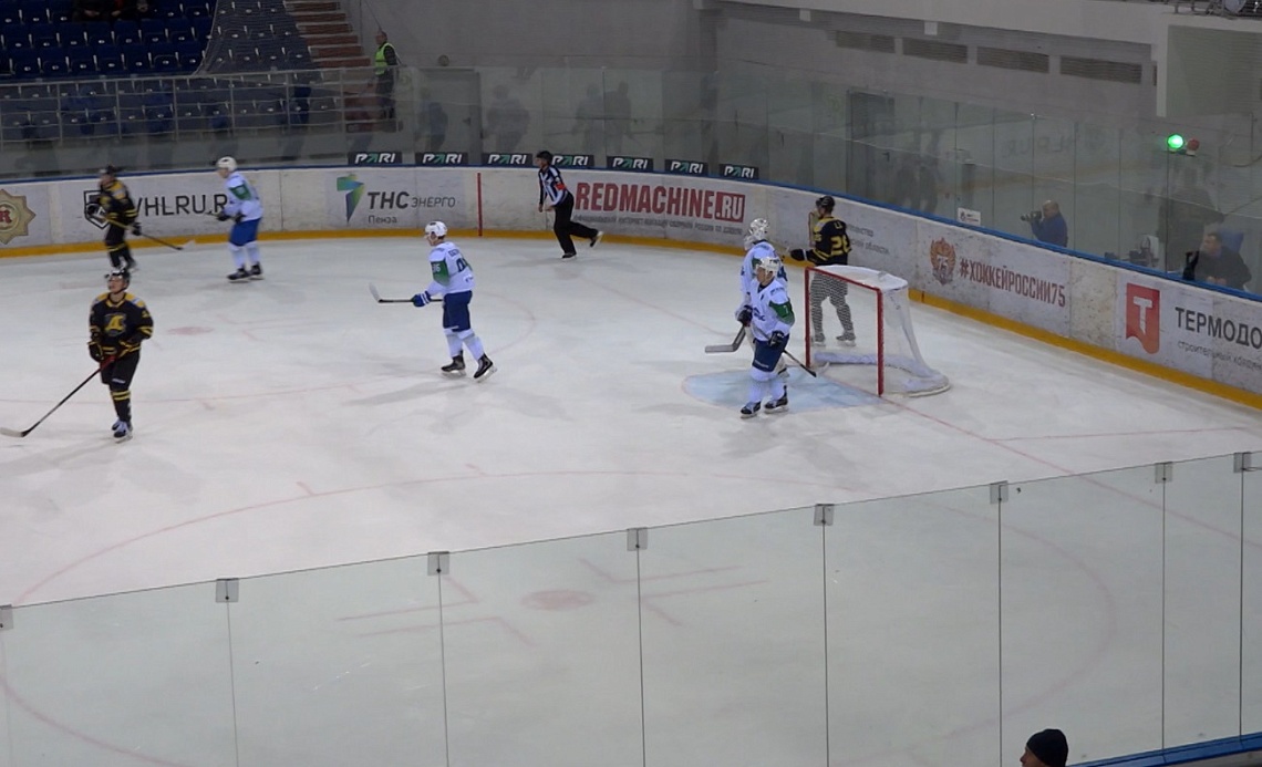 Пензенский «Дизель» провел вторую игру на родном льду в рамках текущего чемпионата ВХЛ