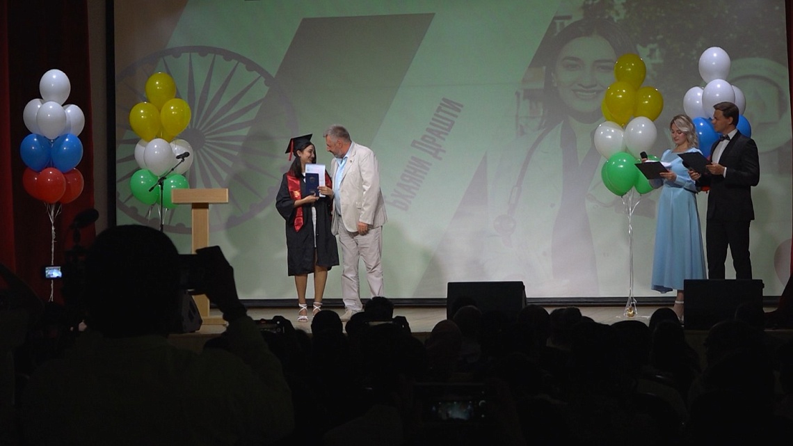 В Пензе иностранные студенты получили дипломы о высшем образовании