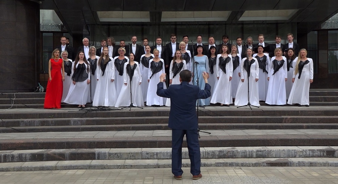 В Пензе с программой «Поклонимся великим тем годам» выступила Губернаторская симфоническая капелла