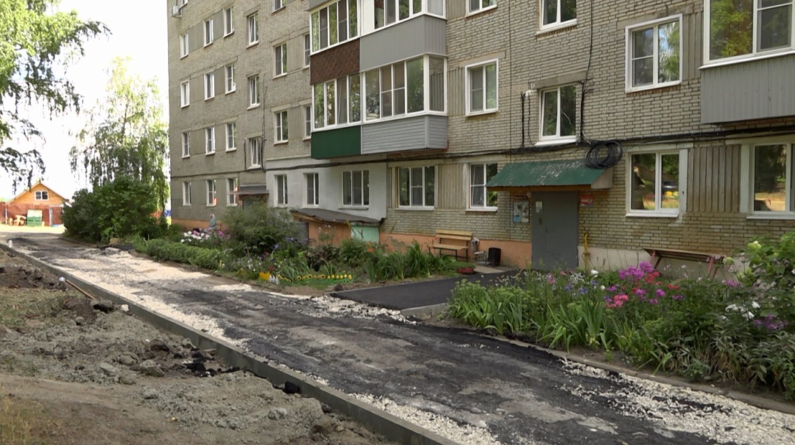В Пензе в рамках программы «Мой двор – территория комфорта» ремонтируют дорогу на улице Совхоз-Техникум