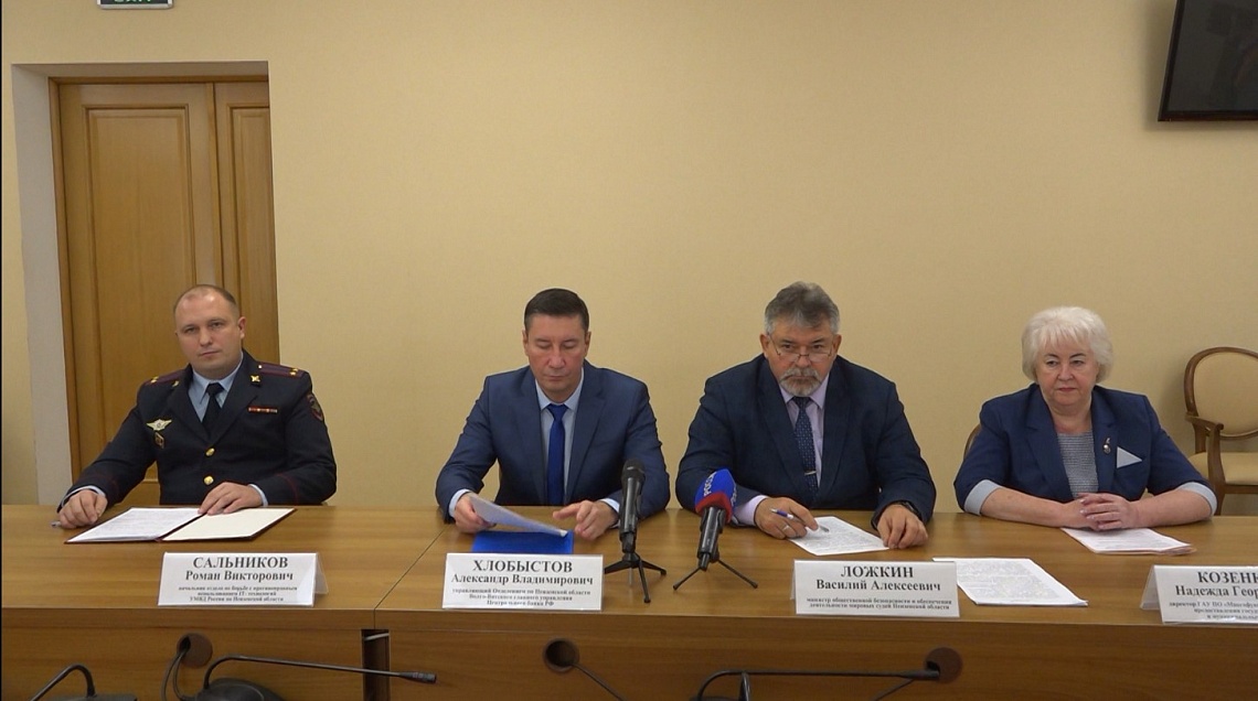 С марта 2025 года россияне смогут устанавливать самозапрет на выдачу кредитов