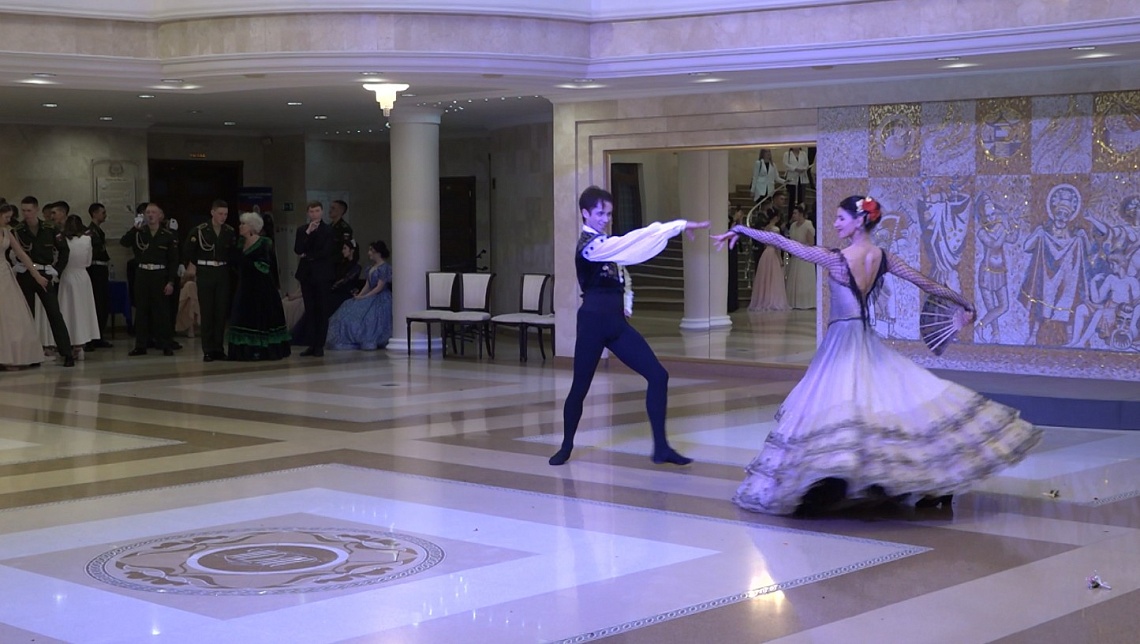 В Пензе состоялся традиционный Сретенский бал