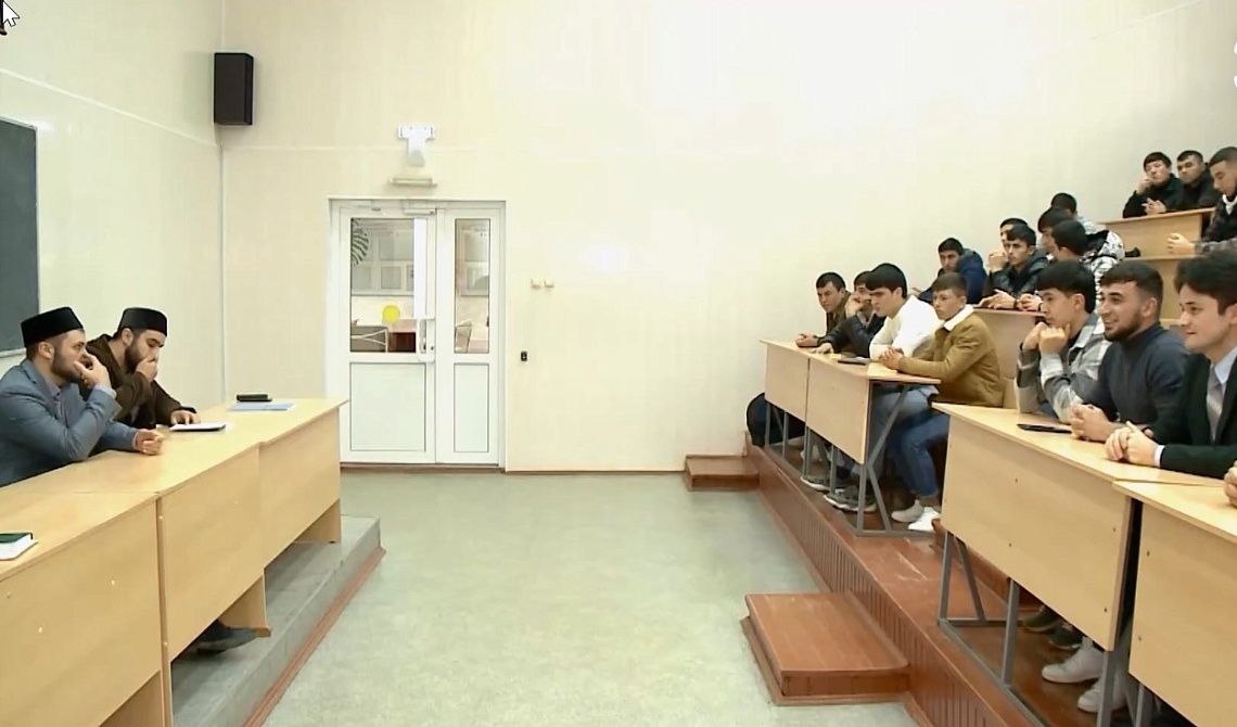 Студентам пензенского аграрного  вуза рассказали об  опасности экстремизма и терроризма