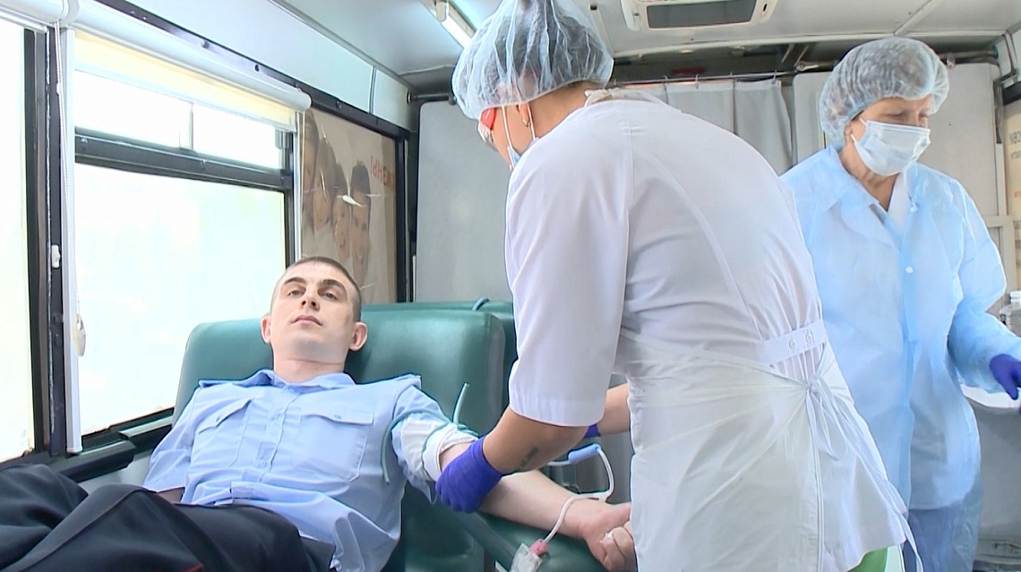 В Пензе сотрудники полиции приняли участие в донорской акции