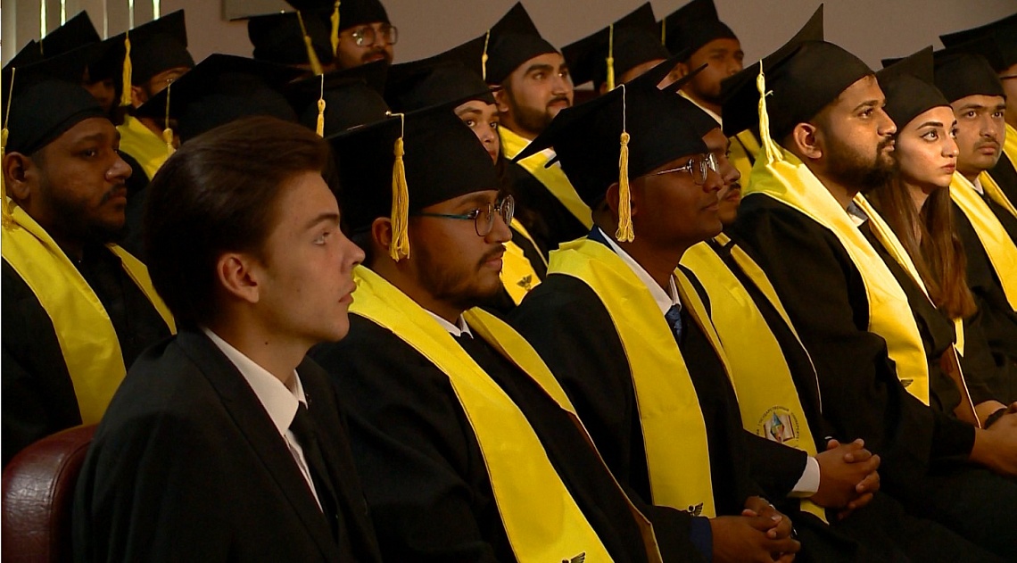 В Пензе иностранные студенты ПГУ получили дипломы