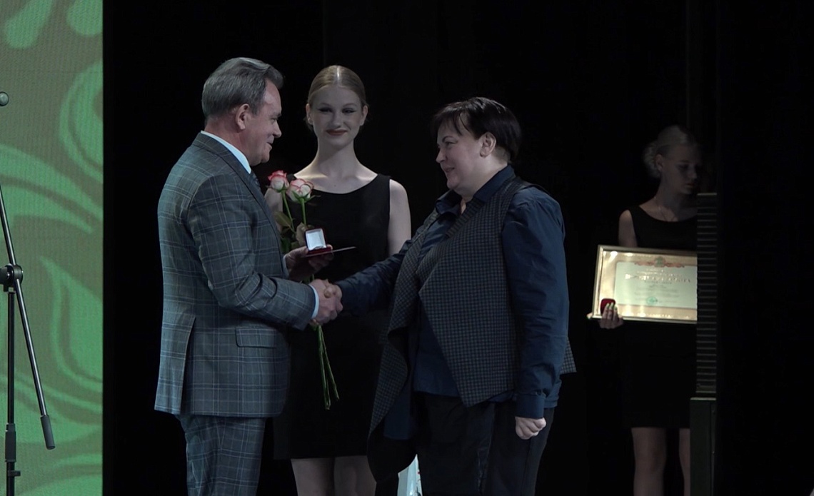 Сегодня в России отмечают День работника культуры