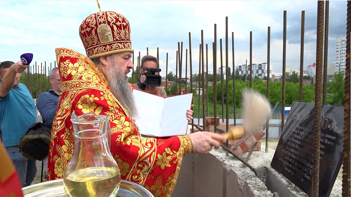 Митрополит Пензенский и Нижнеломовский Серафим освятил строящуюся церковь в Засечном