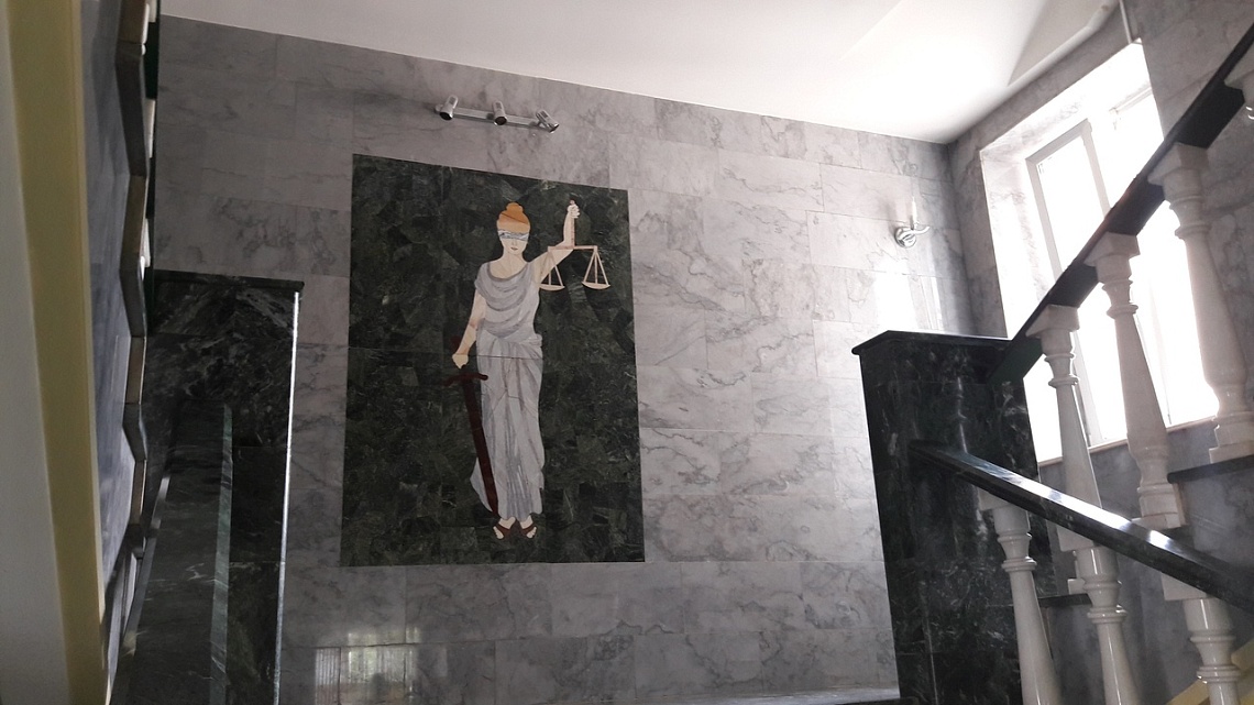 В суде рассказали, почему ограничили доступ на заседание по чемодановскому делу