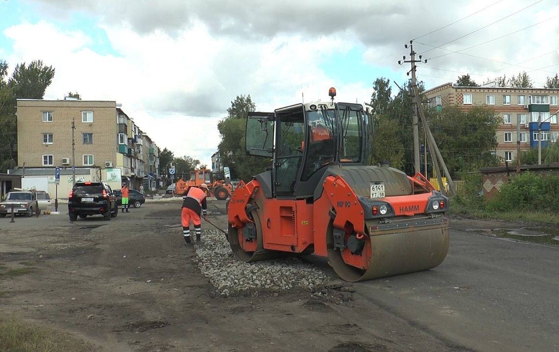 В Каменке завершается ремонт дорог на трех улицах