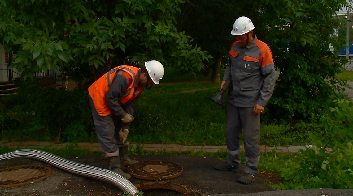 В Пензе сотрудники ресурсоснабжающей компании ПАО «Т Плюс» продолжают приводить в порядок коммуникации