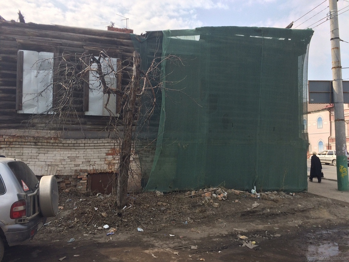 В Пензе предлагают снести аварийный дом на ул. Суворова