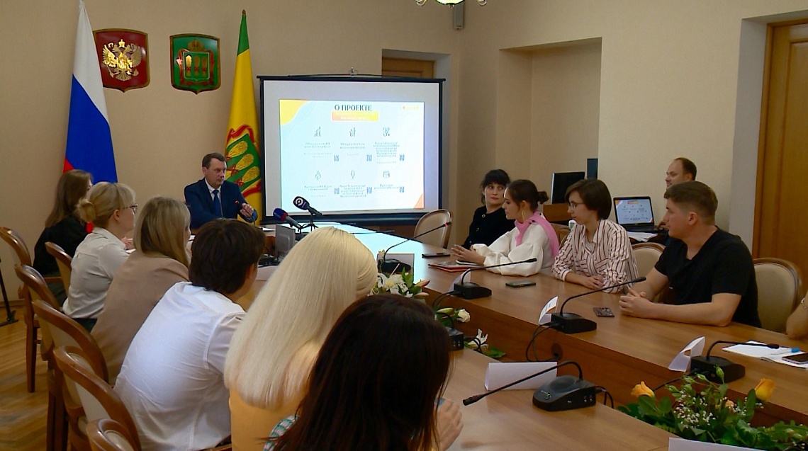 В правительстве Пензенской области чествовали победителей регионального этапа международной премии «Мы вместе»
