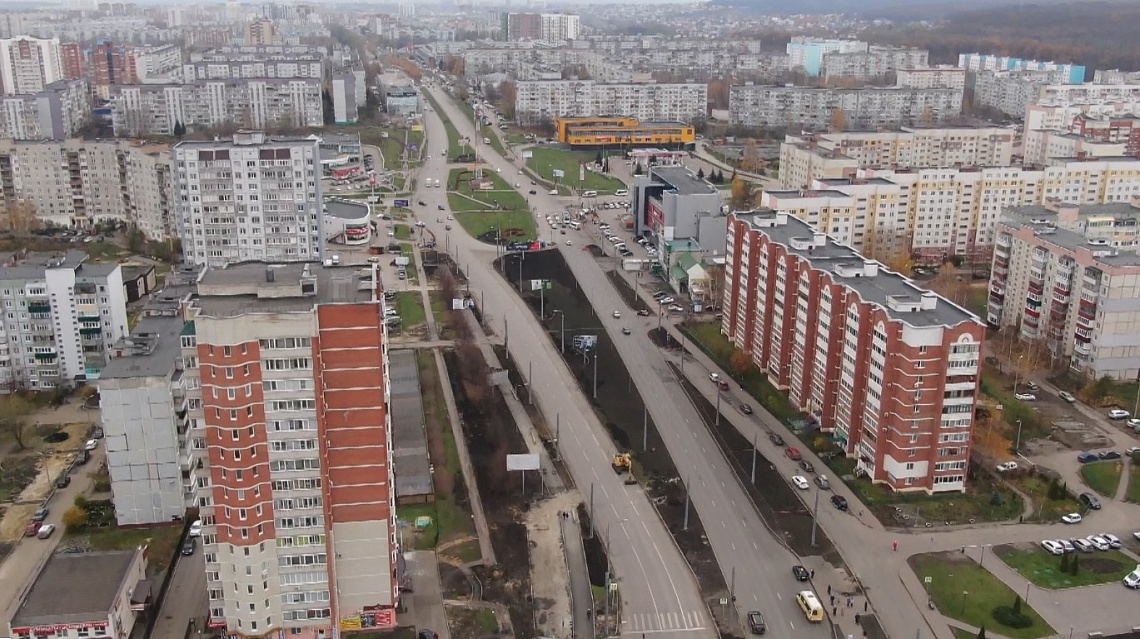 Масштабная реконструкция проспекта Строителей подходит к завершению