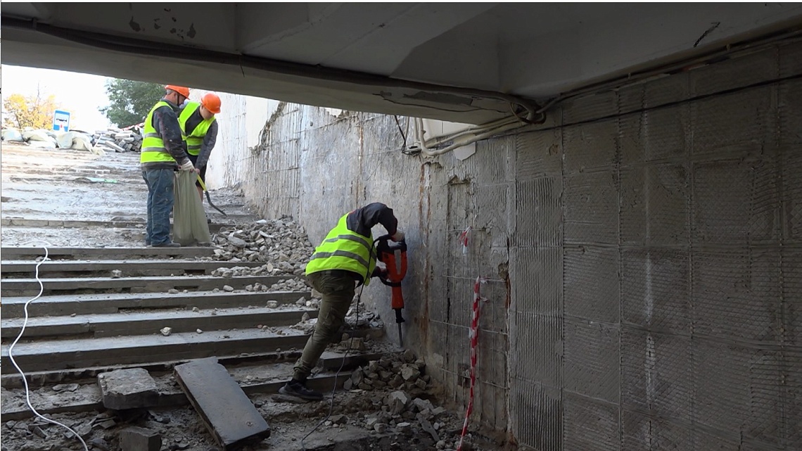 В Пензе приступили к ремонту в подземном пешеходном переходе на проспекте Победы