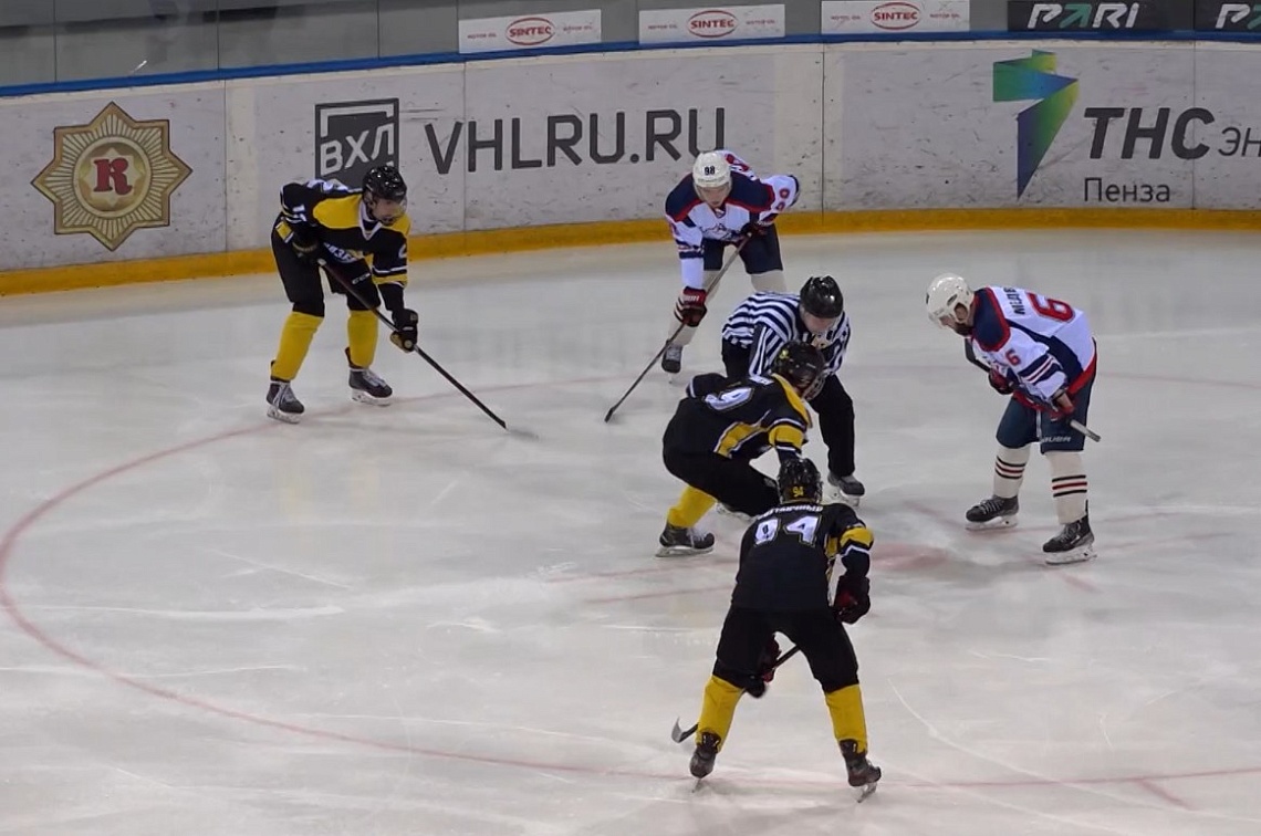 «Дизелист» в шаге от выхода в следующий раунд плей-офф