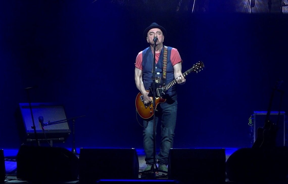 В киноконцертном зале «Пенза» накануне выступила легендарная группа «Чайф»