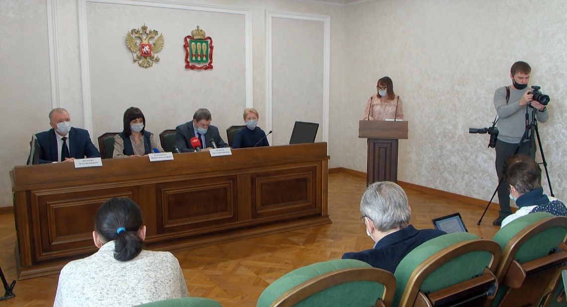 Олег Мельниченко огласил причины введения запретов для детей Пензенской области