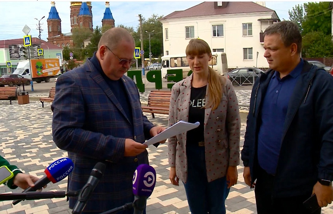 Губернатор Олег Мельниченко побывал с рабочим визитом в Сердобском районе