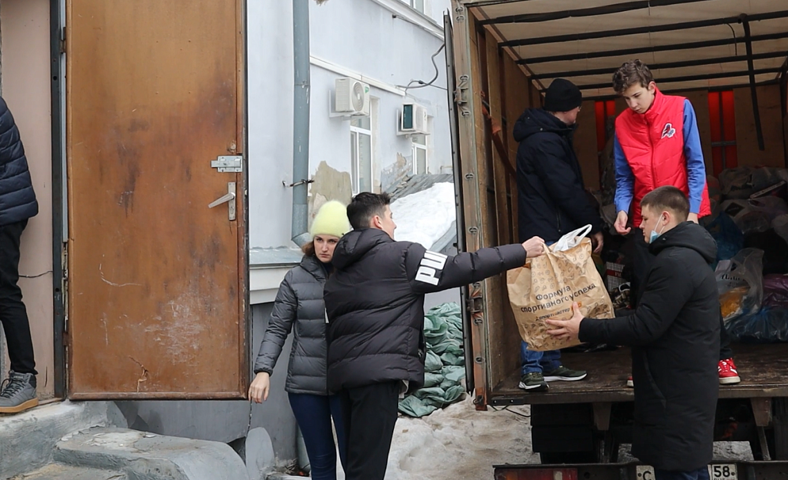 В Пензе эвакуированным жителям Донбасса оказывают гуманитарную помощь