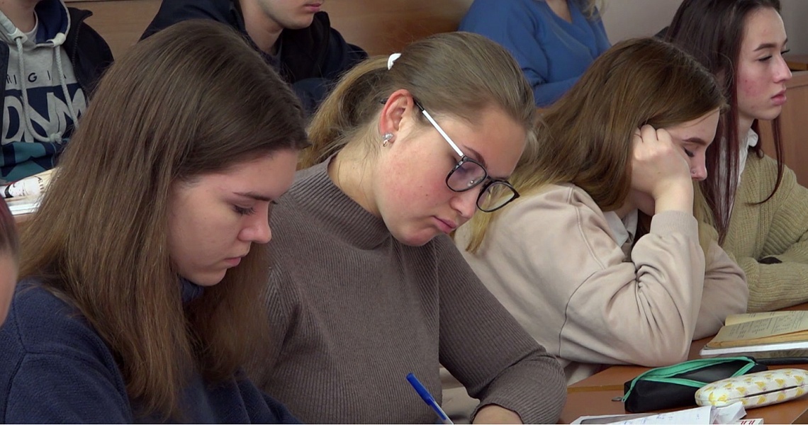 В педагогическом институте ПГУ обсудили роль СМИ в современном мире