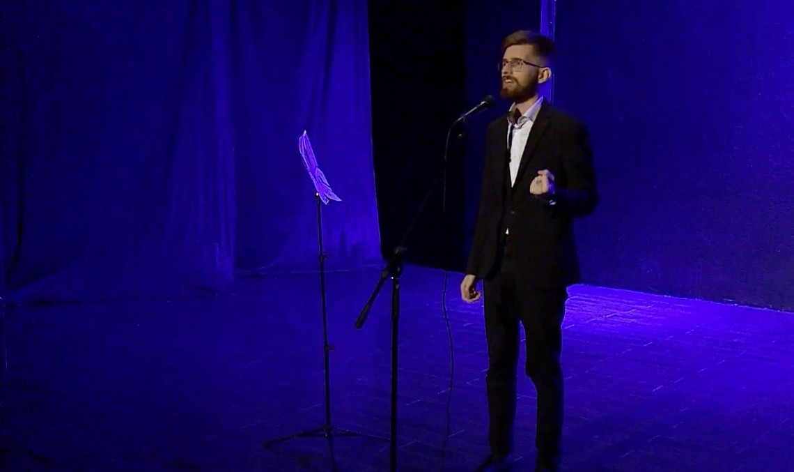 В Пензе в «Театре на обочине» состоялся вечер поэзии молодых дарований В Пензе в «Театре на обочине» состоялся вечер поэзии молодых дарований