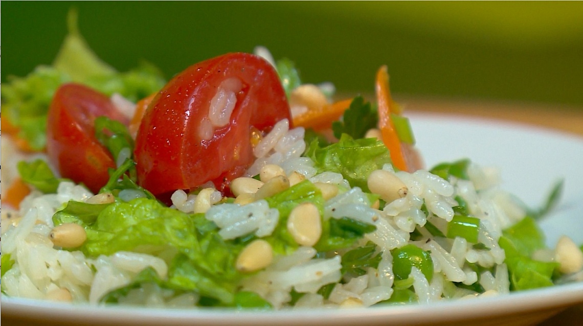 Медики рассказали, как восстановить здоровье после новогодних праздников Медики рассказали, как восстановить здоровье после новогодних праздников