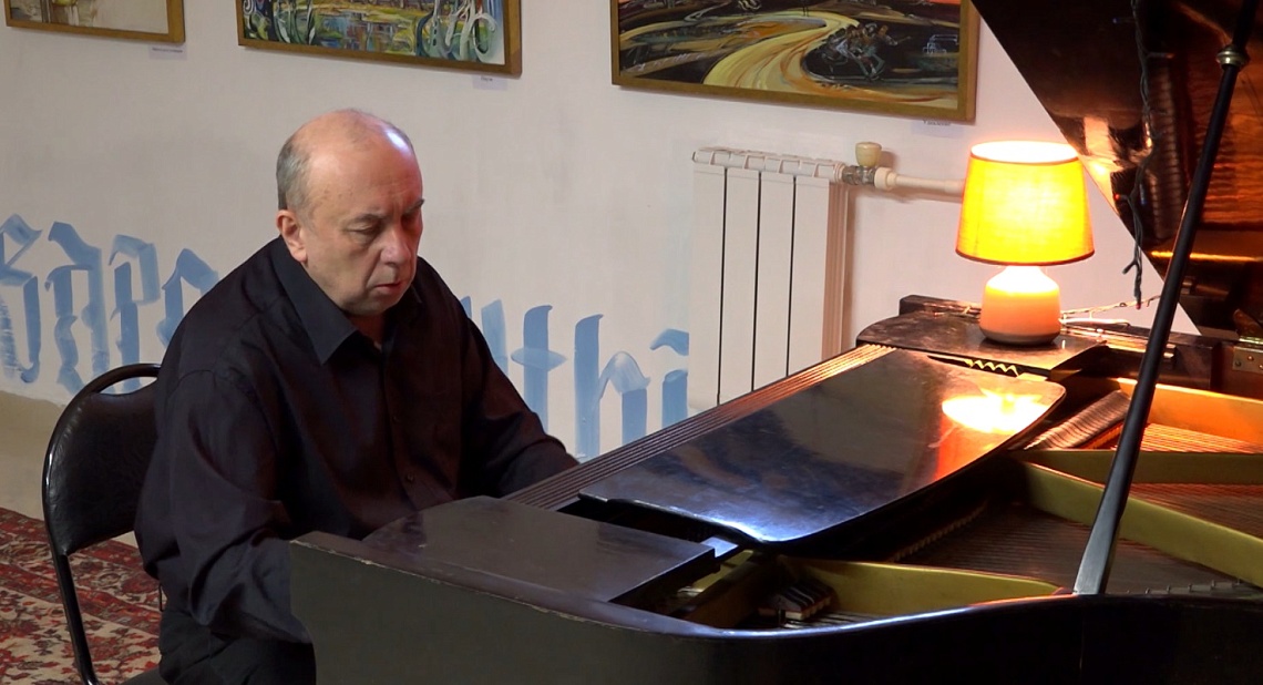 В арт-пространстве «Дом Бадигина» прошел вечер классической музыки Алексея Герасимова