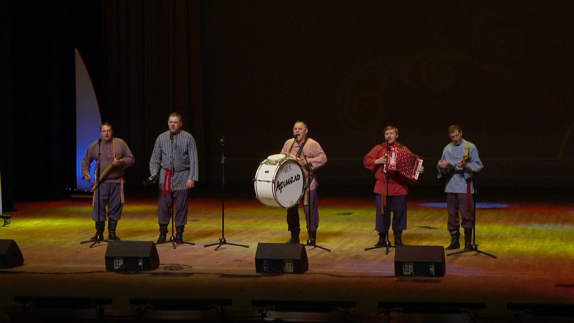 В Пензе прошел концерт межрегионального песенного конкурса-фестиваля «Когда цветут сады…»