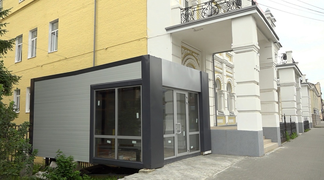 В Пензе в охранной зоне незаконно установили торговый павильон