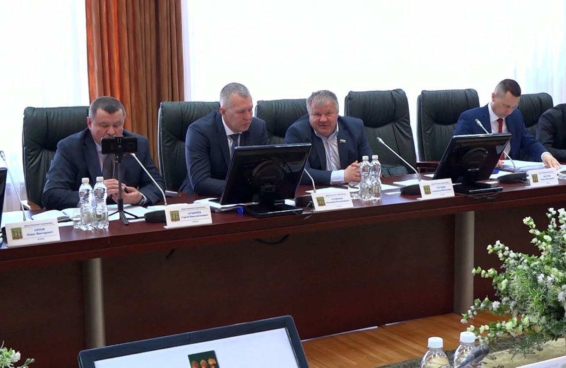 Глава Пензы Александр Басенко сегодня отчитался о проделанной работе
