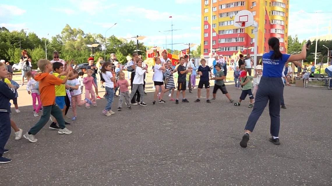 В Пензе на улице Антонова прошла акция «День двора»