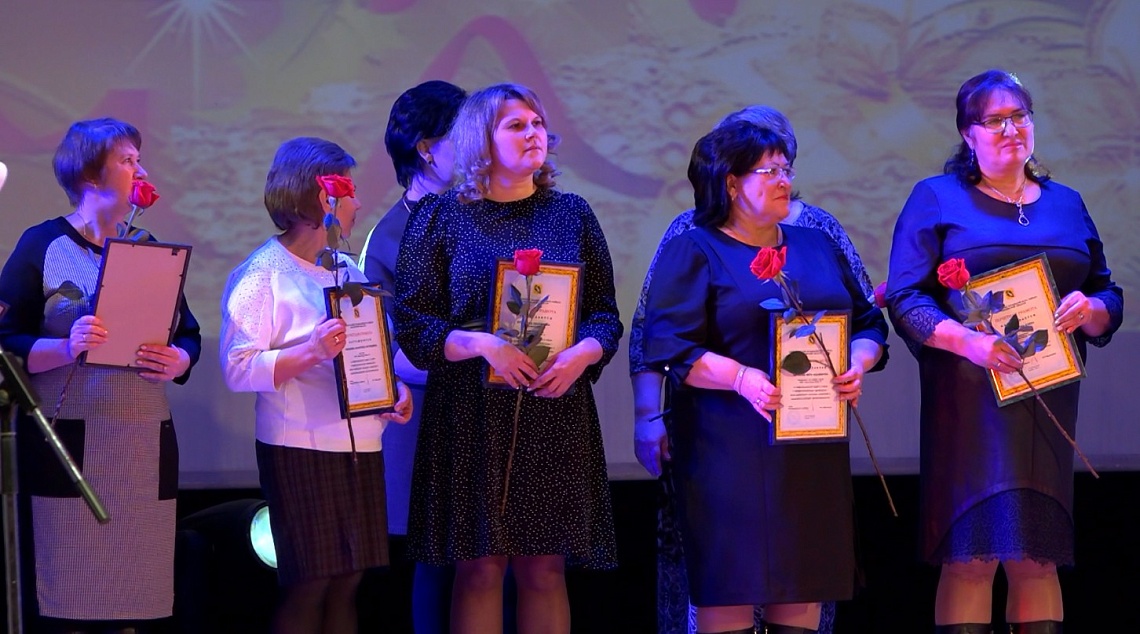 В Пензе наградили лучших сотрудников группы компаний «РостАгро» по итогам 2023 года