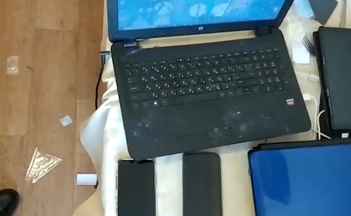 Всего месяц незаконной деятельности может обернуться молодой супружеской паре многолетним тюремным заключением