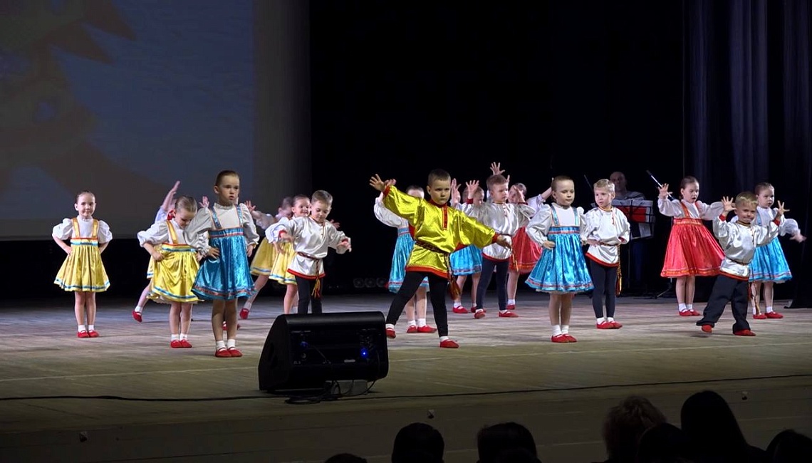 Хореографический ансамбль "Вензеля" выступил с отчетным концертом