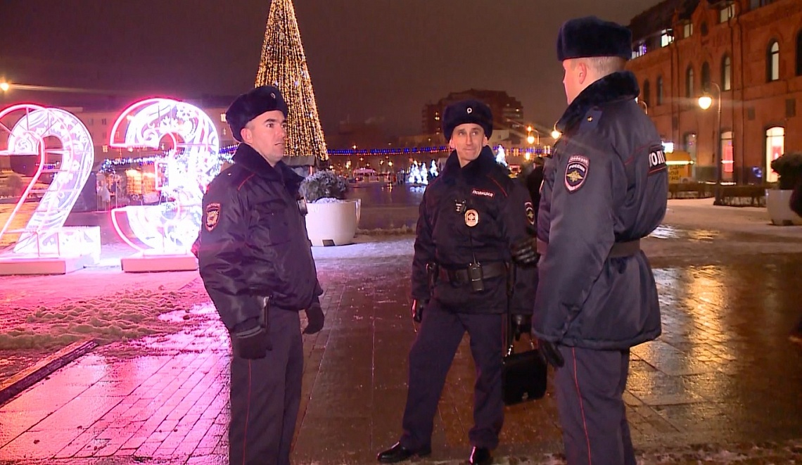 Охранять общественный порядок в Пензенской области в новогодние праздники будут  более 1,5 тыс сотрудников ОВД