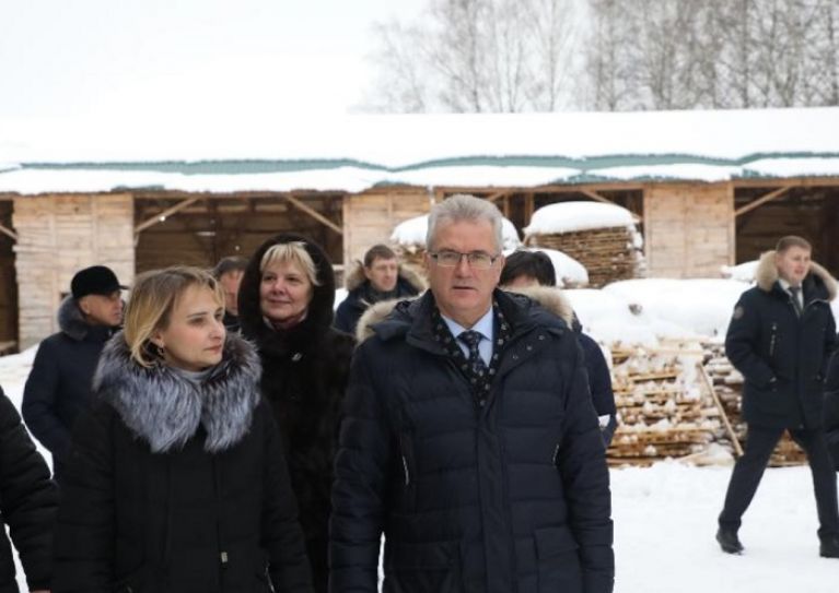 Губернатор поручил помочь древообрабатывающему предприятию в Большом Вьясе