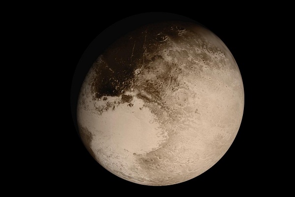 Ученые предполагают наличие океана под поверхностью Плутона